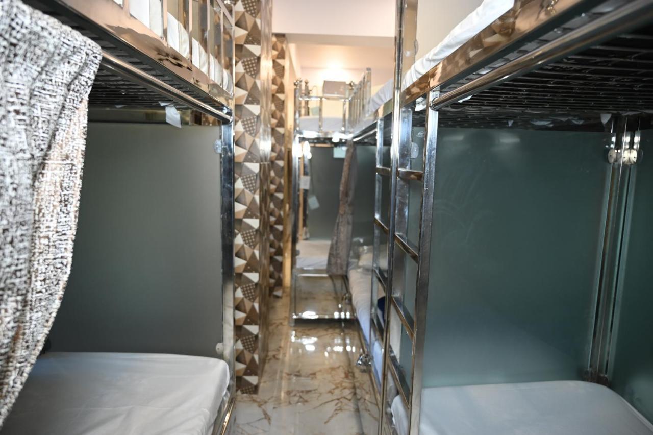 Sagar Dormitory Andheri - Nearest To Andheri Railway Station West Mumbai Exteriör bild