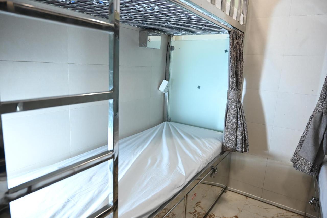 Sagar Dormitory Andheri - Nearest To Andheri Railway Station West Mumbai Exteriör bild