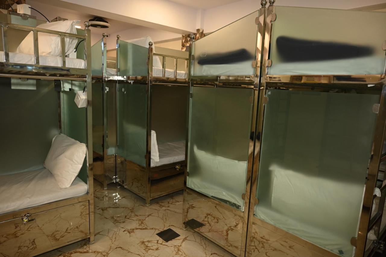 Sagar Dormitory Andheri - Nearest To Andheri Railway Station West Mumbai Exteriör bild
